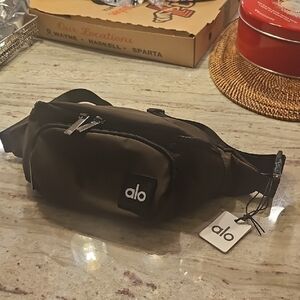 ALO Yoga Espresso Brown Belt Bag